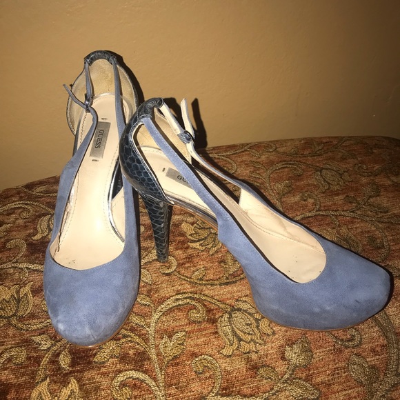 Guess - Picture 2 of 6